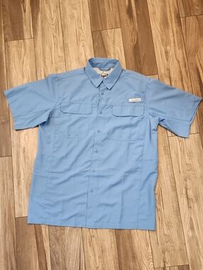 NWT Men's Short-Sleeve Fishing Shirt - Med Blue